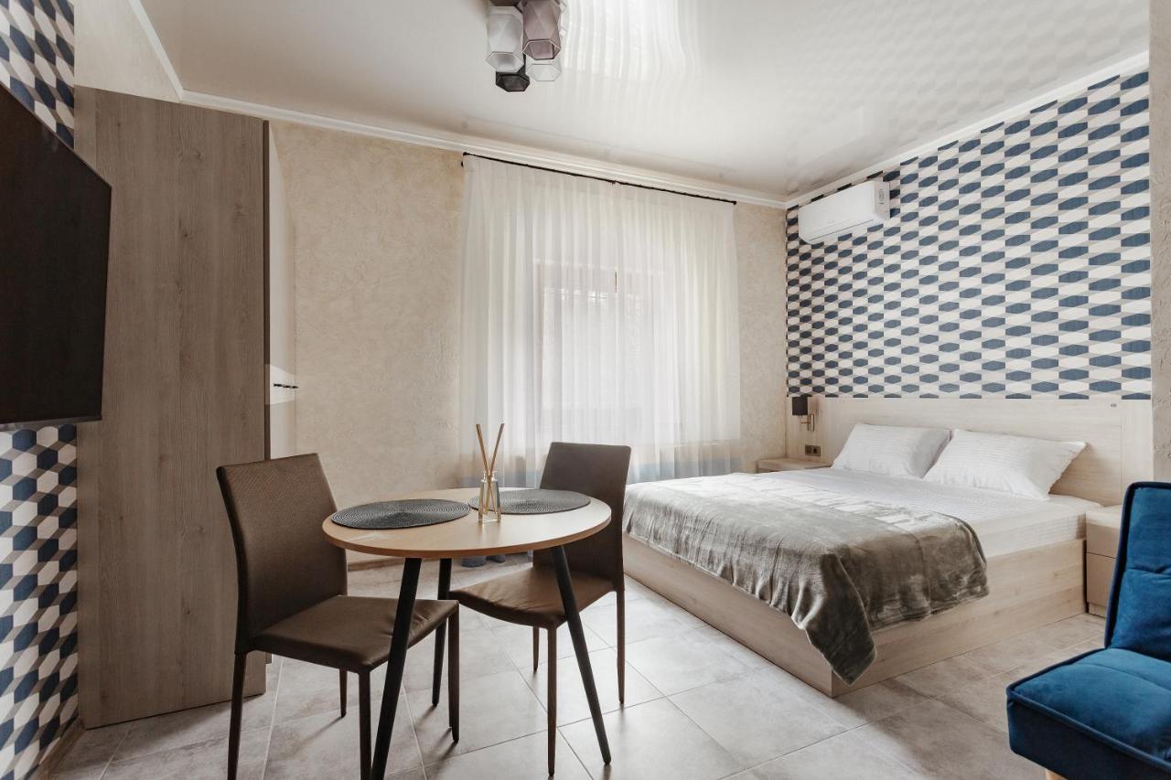 Yudgi - Home Hotel Tjornomorsk Eksteriør billede